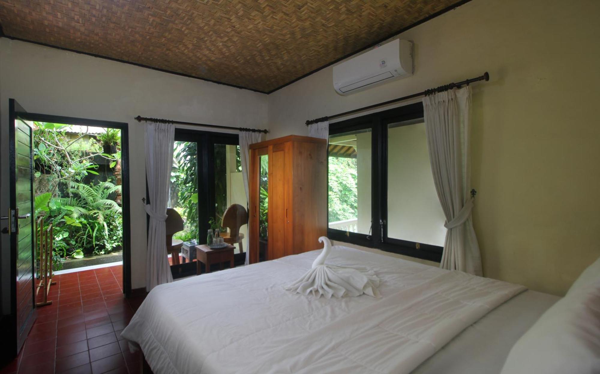 Sari Gong Guest House, A Trishula Collection อูบุด ภายนอก รูปภาพ
